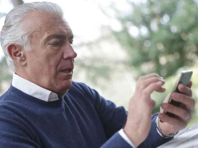 Jak płachta na byka. Kogo przyciąga polityka w social mediach?