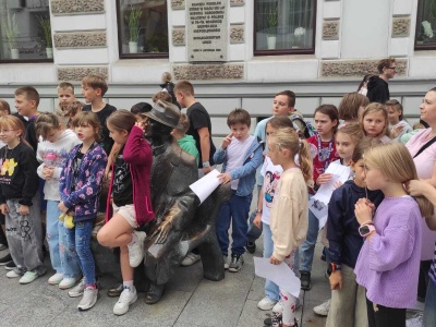 131. urodziny Juliana Tuwima. Dzieci recytowały wiersze łódzkiego poety