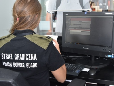 Pięciu poszukiwanych w areszcie