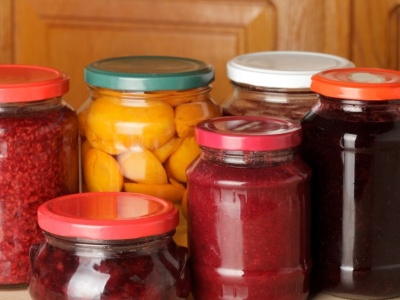 Jak prawidłowo wekować powidła i inne przetwory, czyli wszystko, co musisz wiedzieć o pasteryzacji