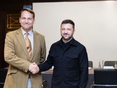 Sikorski w Kijowie: rozmowy o współpracy obronnej i bezpieczeństwie