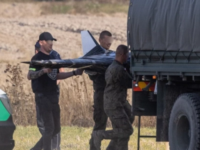 Rolnik znalazł drona na swoim polu. Został „gwiazdą” internetu
