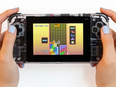 Ten perfekcyjny klon Game Boya ma zapewnić idealną rozgrywkę w stylu retro!