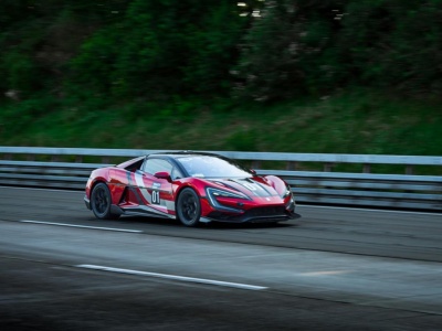 Samochód elektryczny pobił rekord prędkości. Spalinowa konkurencja została daleko w tyle