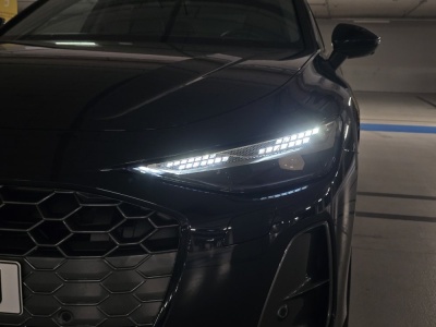 Wydajna hybryda, lasery i ChatGPT w jednym aucie? W tym Audi to możliwe