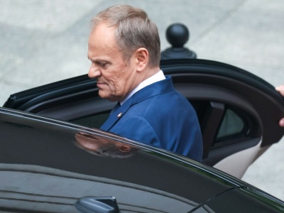 To on miał ukraść auto należące do Tuska. Wpadł podczas próby wylotu z Polski