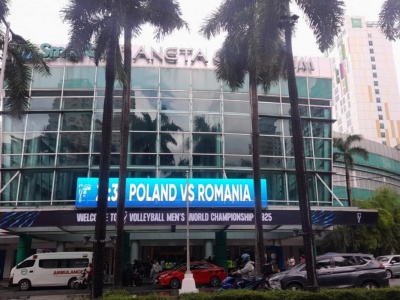 Polacy jeszcze w takich warunkach nie grali. Grbić: To było dziwne