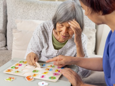 600 uwag do planu ws. choroby Alzheimera. Ekspertka wskazała objawy, na które trzeba zwrócić uwagę