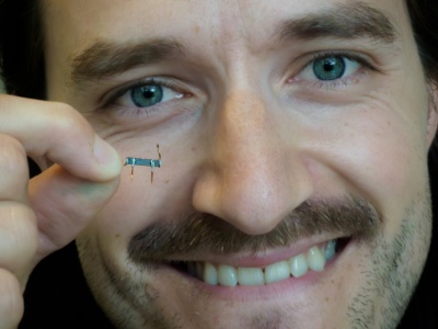 Ten kryształ kwestionuje zasady przewodzenia ciepła. Jego zachowanie zadziwia