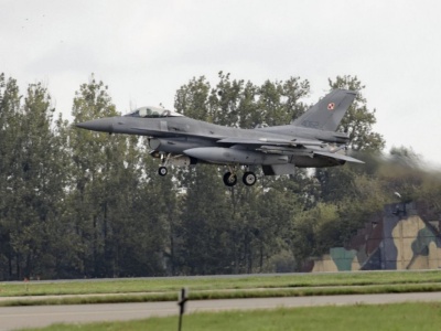 Polacy nagle zaczęli dostawać takie SMS-y. 