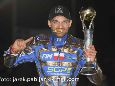 Żużel. Zmarzlik mówi o rywalizacji z Kurtzem! „Te tygodnie się ciągnęły” (WYWIAD)