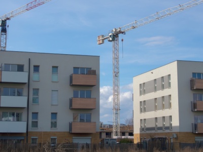 Deweloper będzie musiał zbudować przedszkole i drogę. Rząd robi porządki