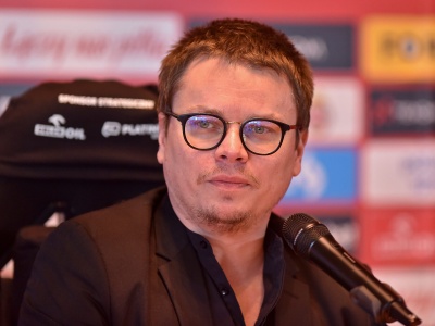 Jarosław Królewski grzmi: „Oczekuję reakcji PZPN. To jest skandaliczne”