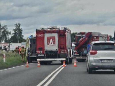 Pijany kierowca rozbił auto w Warszawie. Grozi mu do 2 lat więzienia i utrata prawa jazdy!