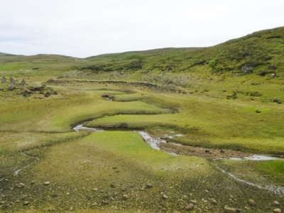 To jezioro potrafi zniknąć w kilka godzin. Rano pełne, w południe już go nie ma. Legenda straszy do dziś