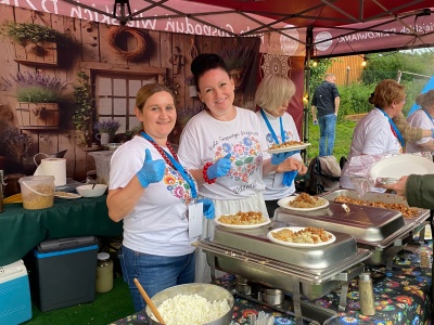 W Dzikowie gotowali „kluski spod cyca