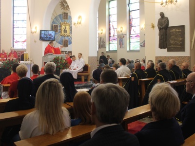 „Krzyż jest wpisany w jej codzienność” – parafia w Tarnowie–Krzyżu obchodzi jubileusz 100-lecia