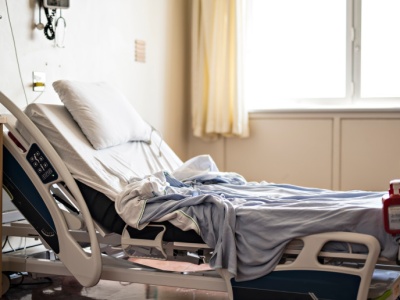 Brakuje specjalistów i łóżek na internie. Jest propozycja zmian w kształceniu lekarzy