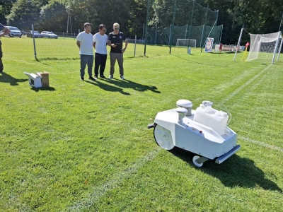 Ekspansja azjatyckich gigantów. Robot z Chin zadbał o stadion w Czerniejewie