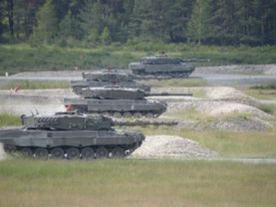 Dekada zmian. NATO wydaje na wojsko więcej niż reszta świata