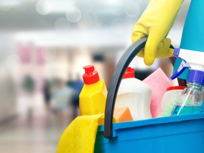 Kobieta z niedoborem witaminy B12 miała apetyt na... wybielacz