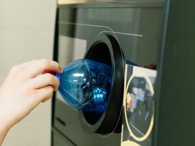 System kaucyjny w praktyce. Co musisz wiedzieć, by odzyskać pieniądze za opakowania?