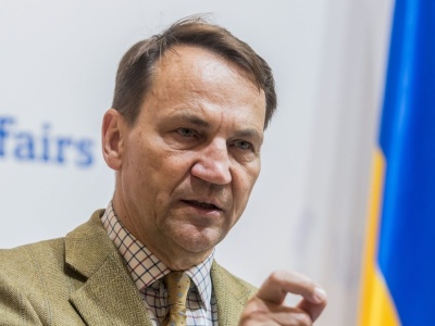 Sikorski za przechwytywaniem rosyjskich dronów i rakiet nad Ukrainą