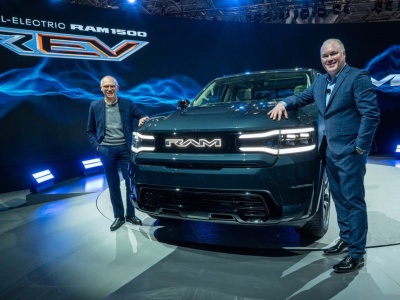 Wielki koncern poddał się w USA. Nie będzie produkcji znanego modelu samochodu