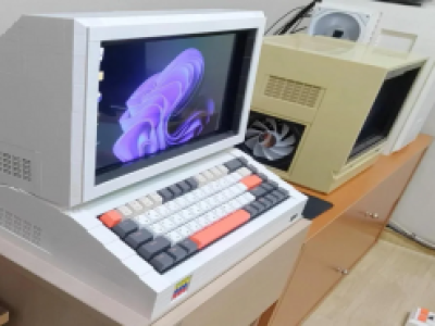 Zbudował własny komputer. Użył do tego klocków LEGO