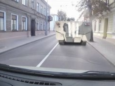 Tajemniczy wóz Rosjan. Pojawił się w pobliżu polskiej granicy