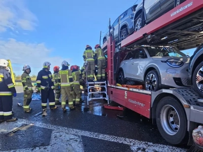 Wypadek na autostradzie A4. Zderzyły się dwie ciężarówki