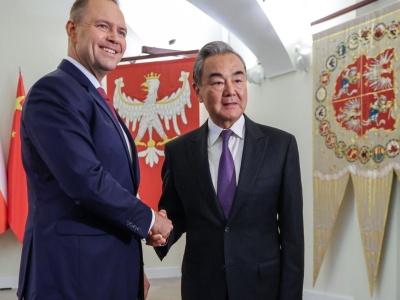 Rzecznik MSZ po wizycie Wang Yi: Najpierw bezpieczeństwo, później koszty