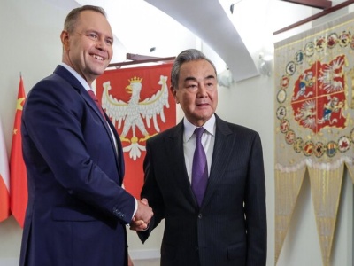 Gospodarka i bezpieczeństwo. To tematy rozmów prezydenta z szefem chińskiego MSZ Wangiem Yi