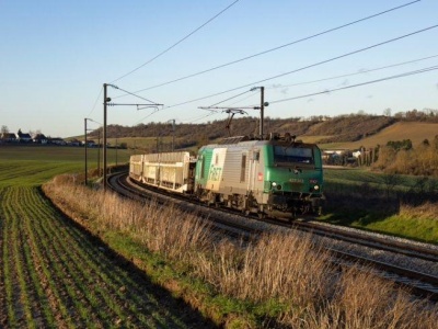 Nowy Citroën C3 podróżuje do Francji… pociągiem