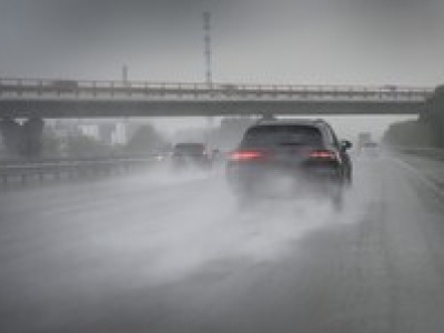 Potężne ulewy na południu. Uwaga, fatalne warunki na drogach