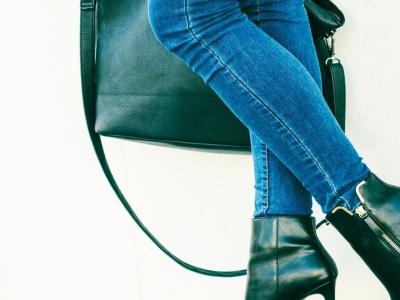 Buty i torebka w tym samym kolorze - hit czy kit? Styliści nie mają wątpliwości