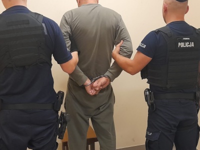 Sprawca naruszenia miru domowego podejrzany o jazdę na rowerze po narkotykach