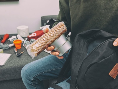 Plecak ewakuacyjny dla rodziców. Matka z Podlasia: Walizkę już spakowałam