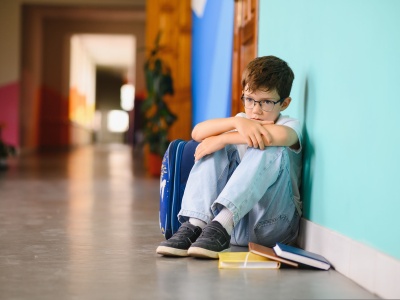 Matka zapisała syna na taniec towarzyski i zaczął się hejt. Zabrać go z zajęć? Psycholożka odpowiada