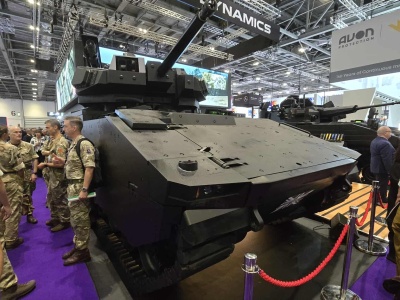 DSEI 2025: Premiera bojowego wozu piechoty Ajax IFV