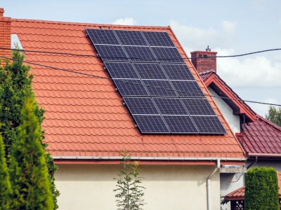 Rewolucja w dotacjach do przydomowej fotowoltaiki i magazynów energii?