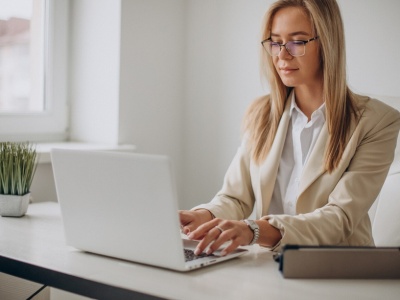 Na co zwrócić uwagę, inwestując w sieci?