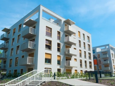 Ceny na rynku nieruchomości w Starachowicach – analiza cen mieszkań i domów