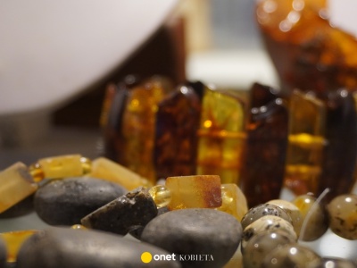 Możesz sobie nie zdawać sprawy, jaki masz skarb. Nawet 3250 zł za komplet biżuterii z PRL