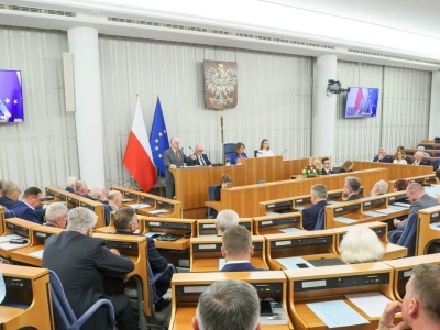 800 plus dla Ukraińców w Senacie. Zdecydowano, co dalej z ustawą