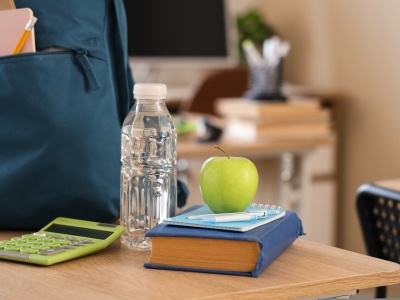 Bidony i butelki to dzisiaj codzienność. Dawniej 