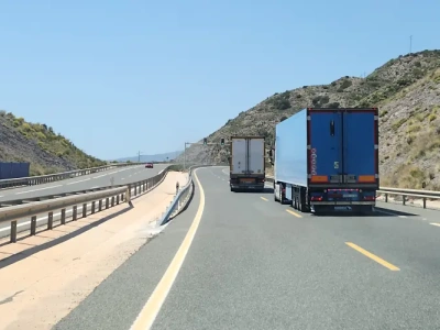 Hiszpanie uzdrawiają swój transport – średni termin płatności na legalnym poziomie