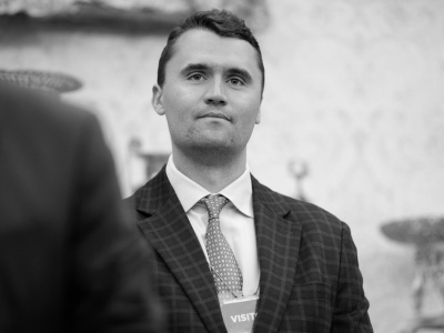 Zabójca Charliego Kirka usłyszał zarzuty. Możliwy wniosek o karę śmierci