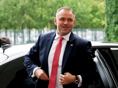 Donald Trump napisał list do Karola Nawrockiego. Piętrzą się pytania