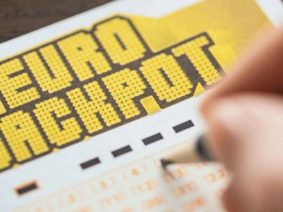 Polacy rozbili bank w Eurojackpot. Padło aż pięć wysokich wygranych, takie liczby wylosowano